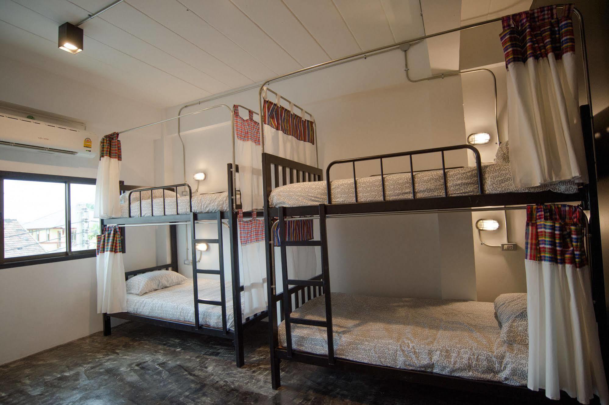 Allsum Hostel Phra Nakhon Si Ayutthaya Exterior photo