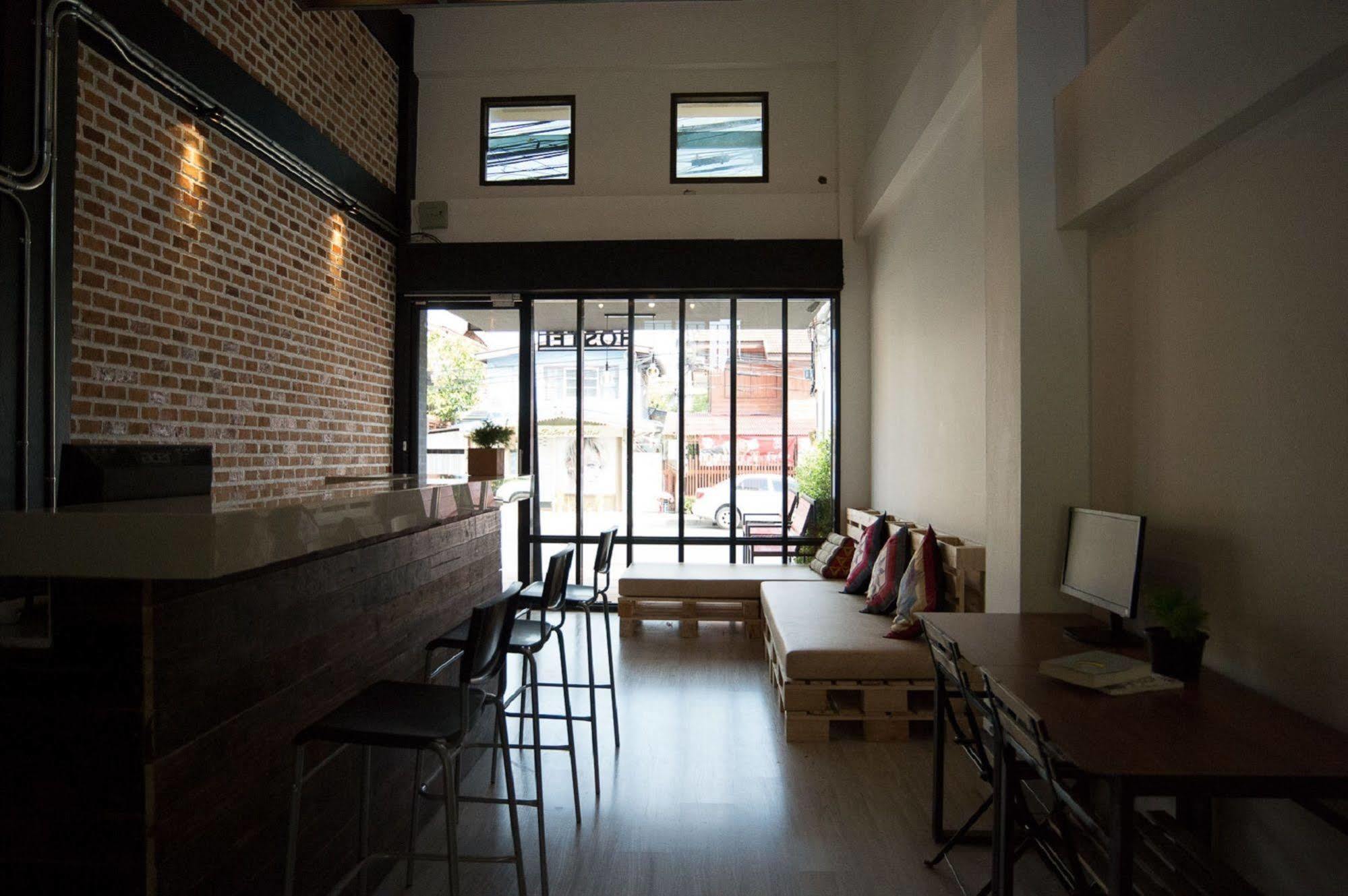 Allsum Hostel Phra Nakhon Si Ayutthaya Exterior photo